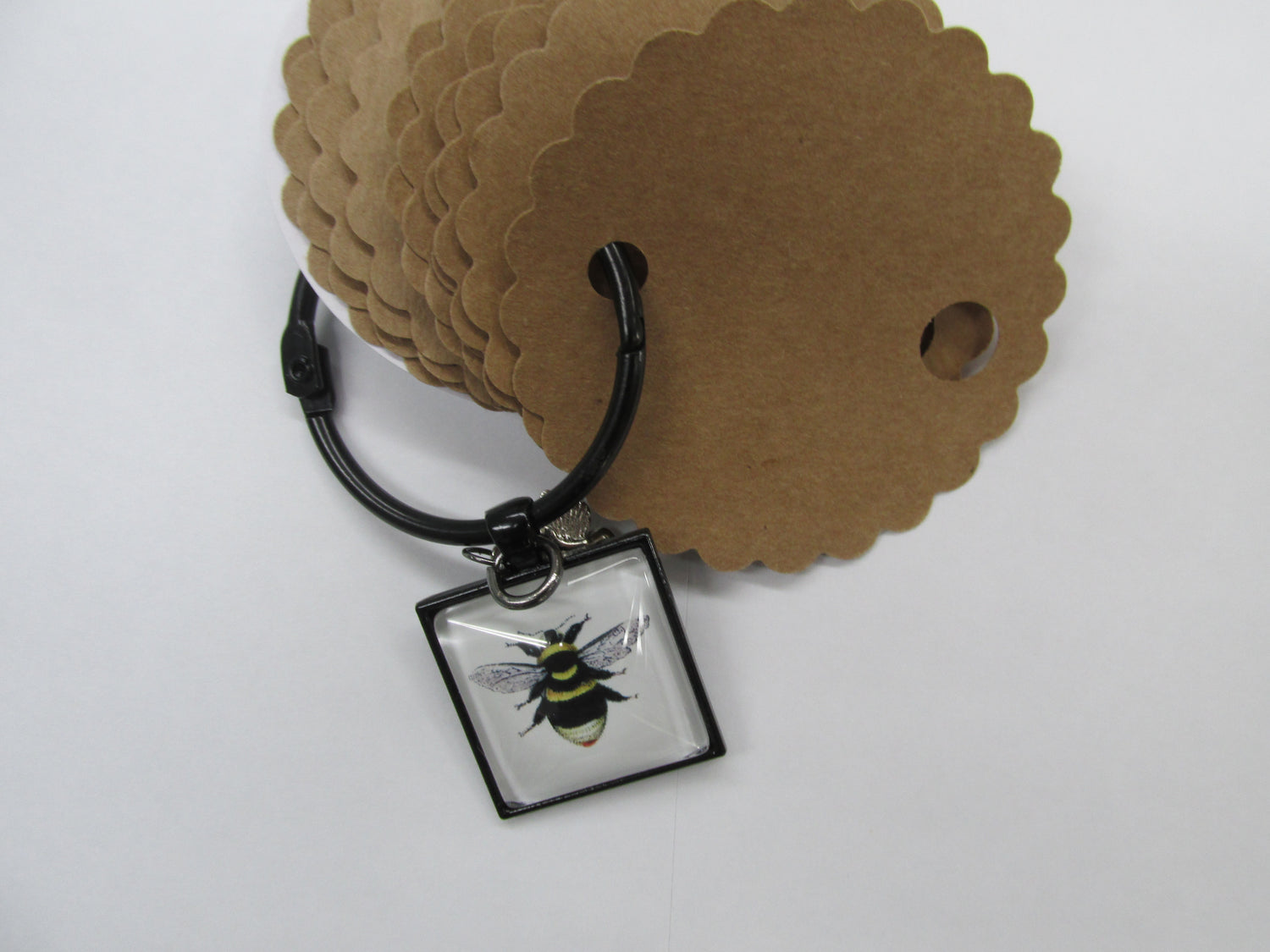 Threadkeeps & Needleminders